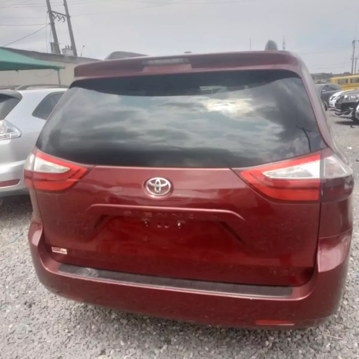 Toyota Sienna   - 2015