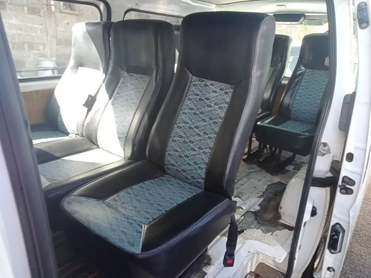 Nissan Caravan  - 2011