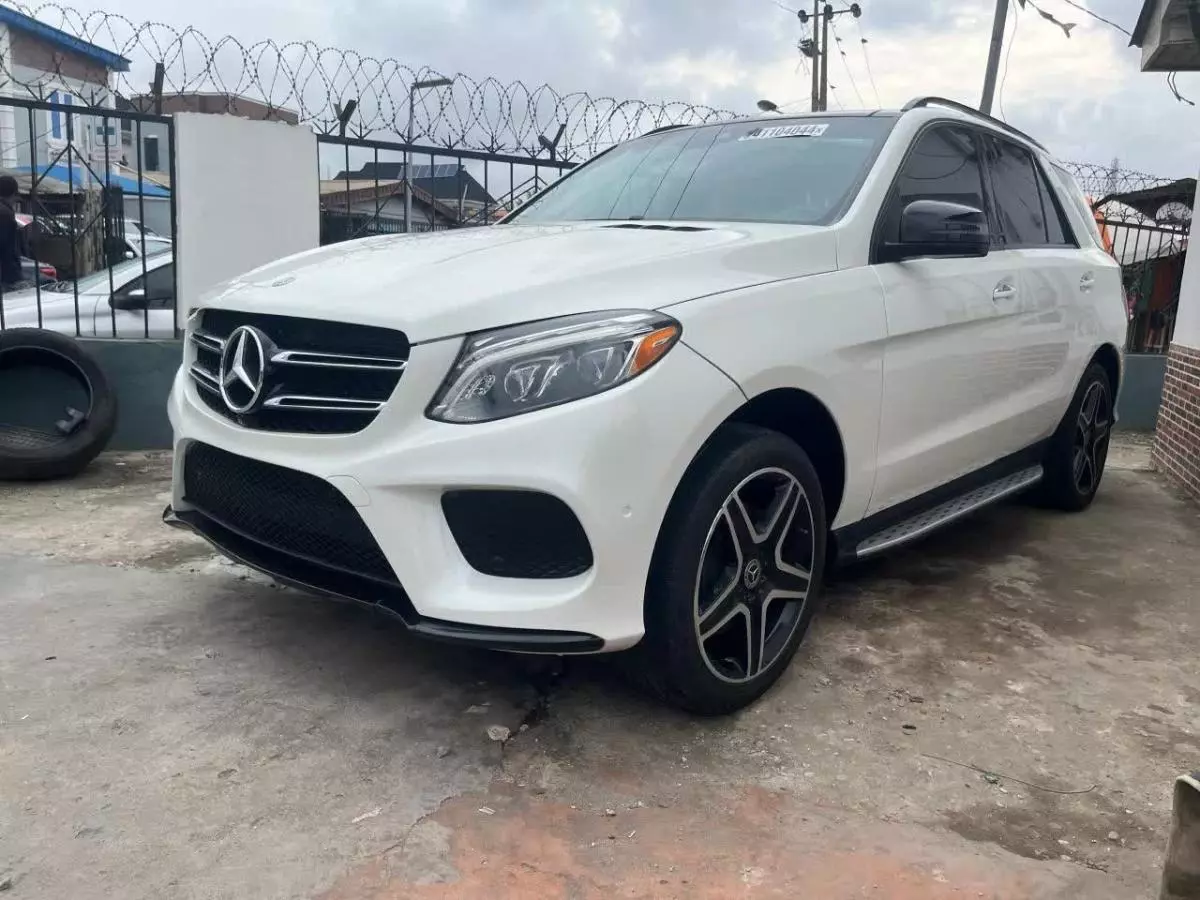 Mercedes-Benz GLE 350   - 2017