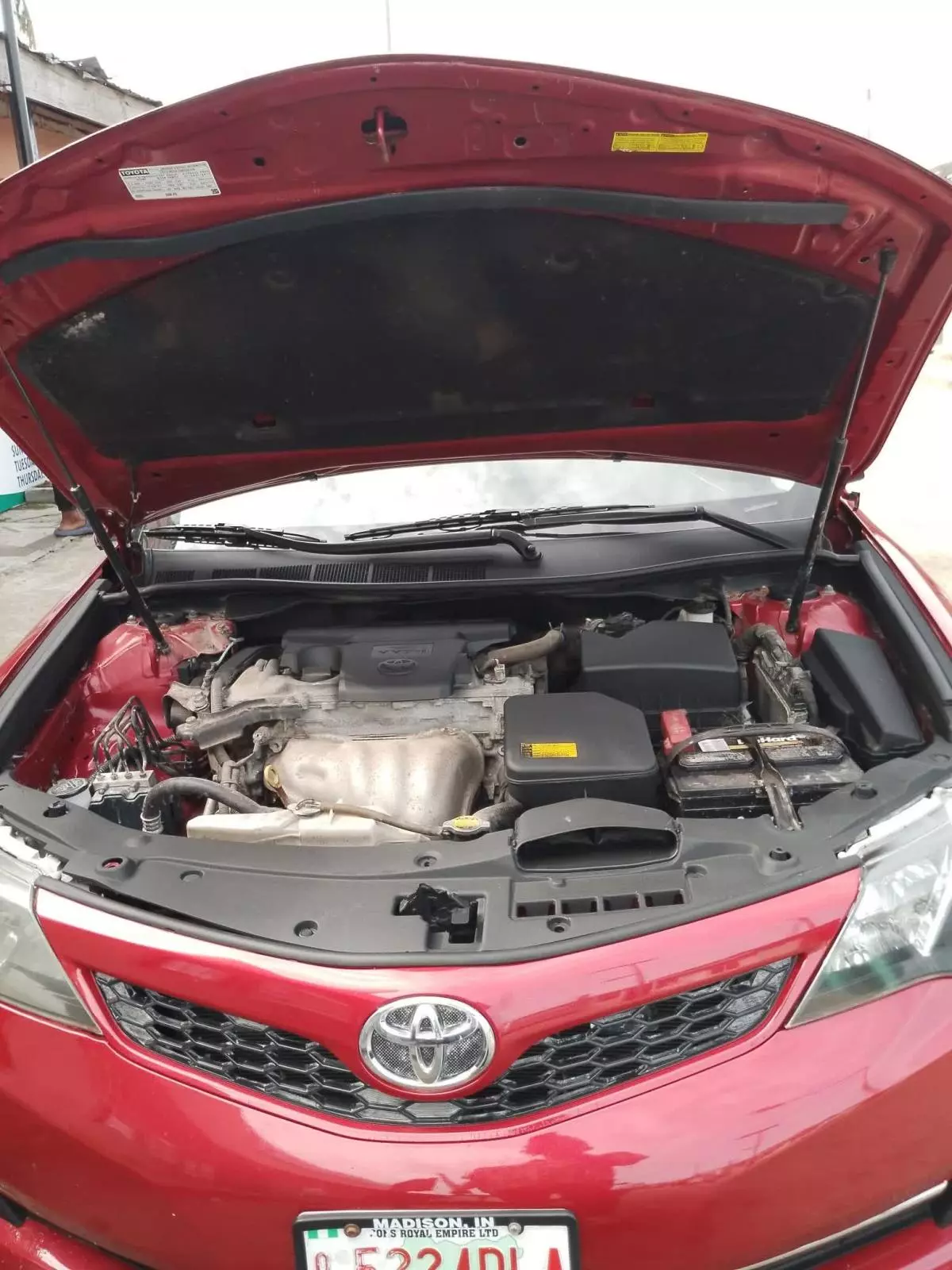 Toyota Camry   - 2012