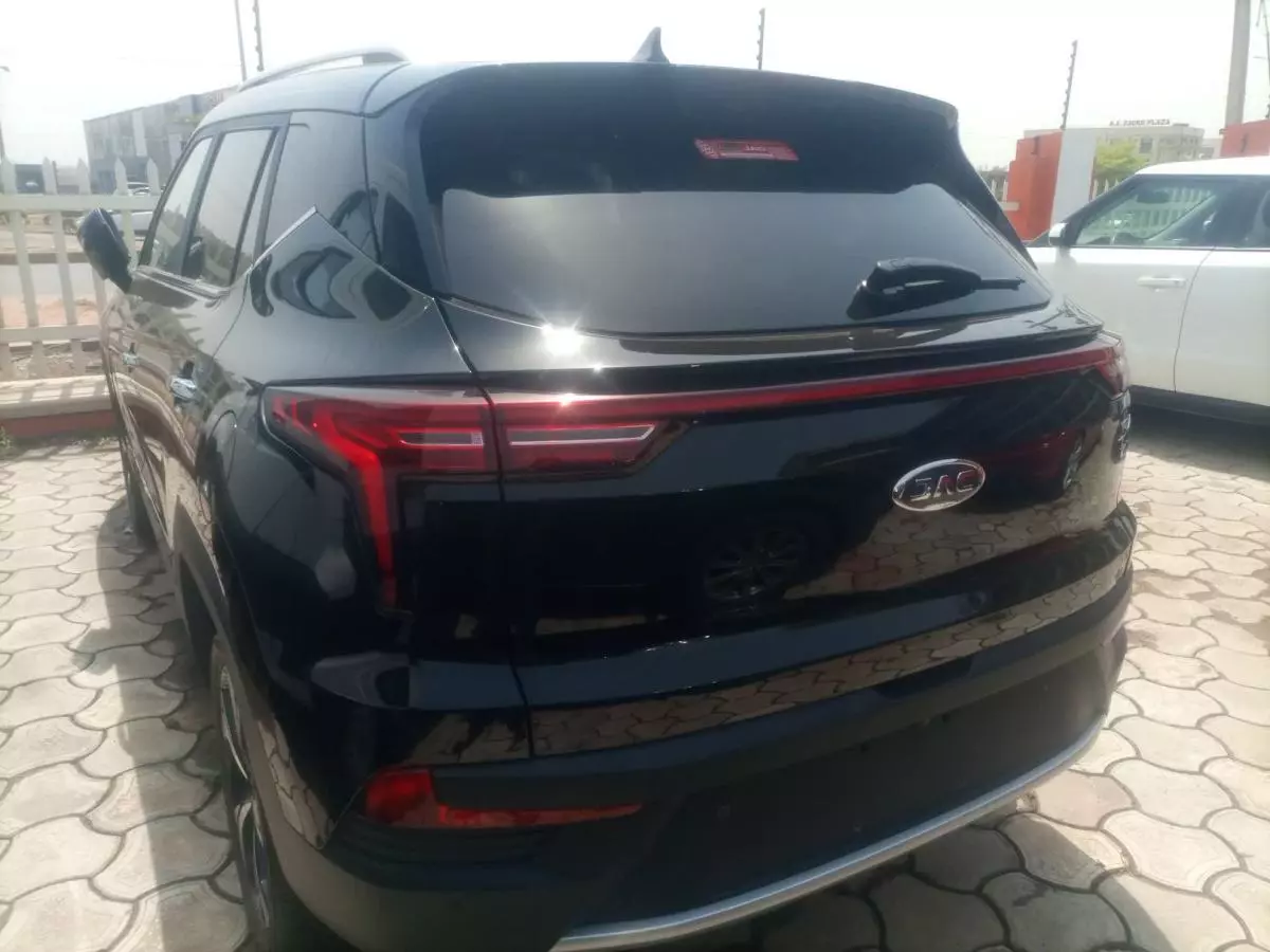 JAC JS4 - 2022