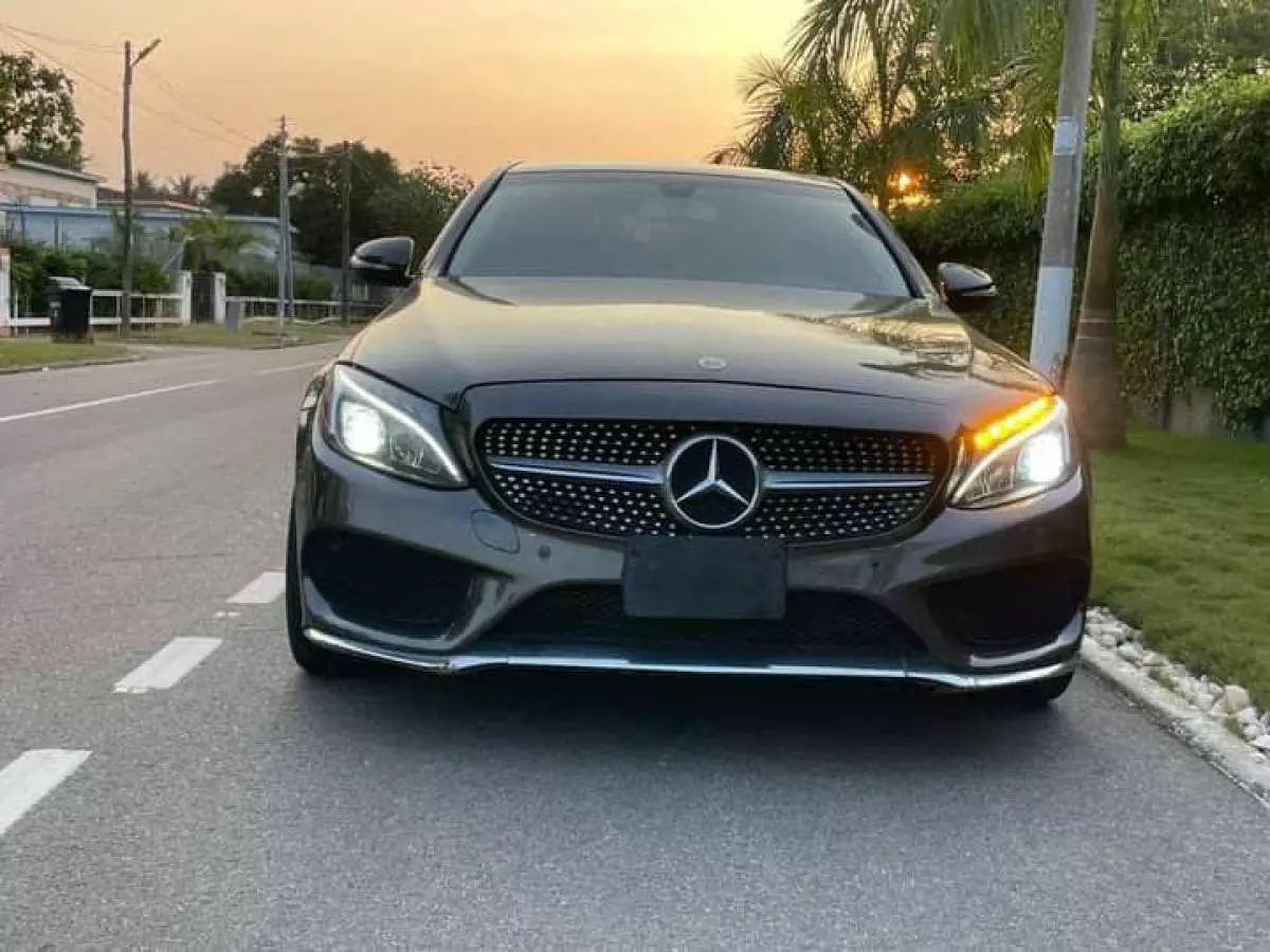 Mercedes-Benz C 300   - 2016