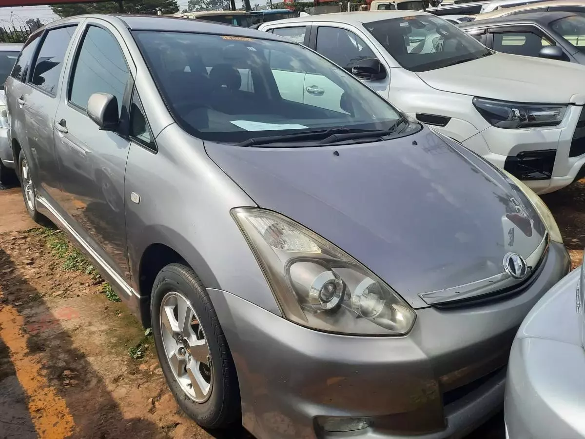 Toyota Wish   - 2007