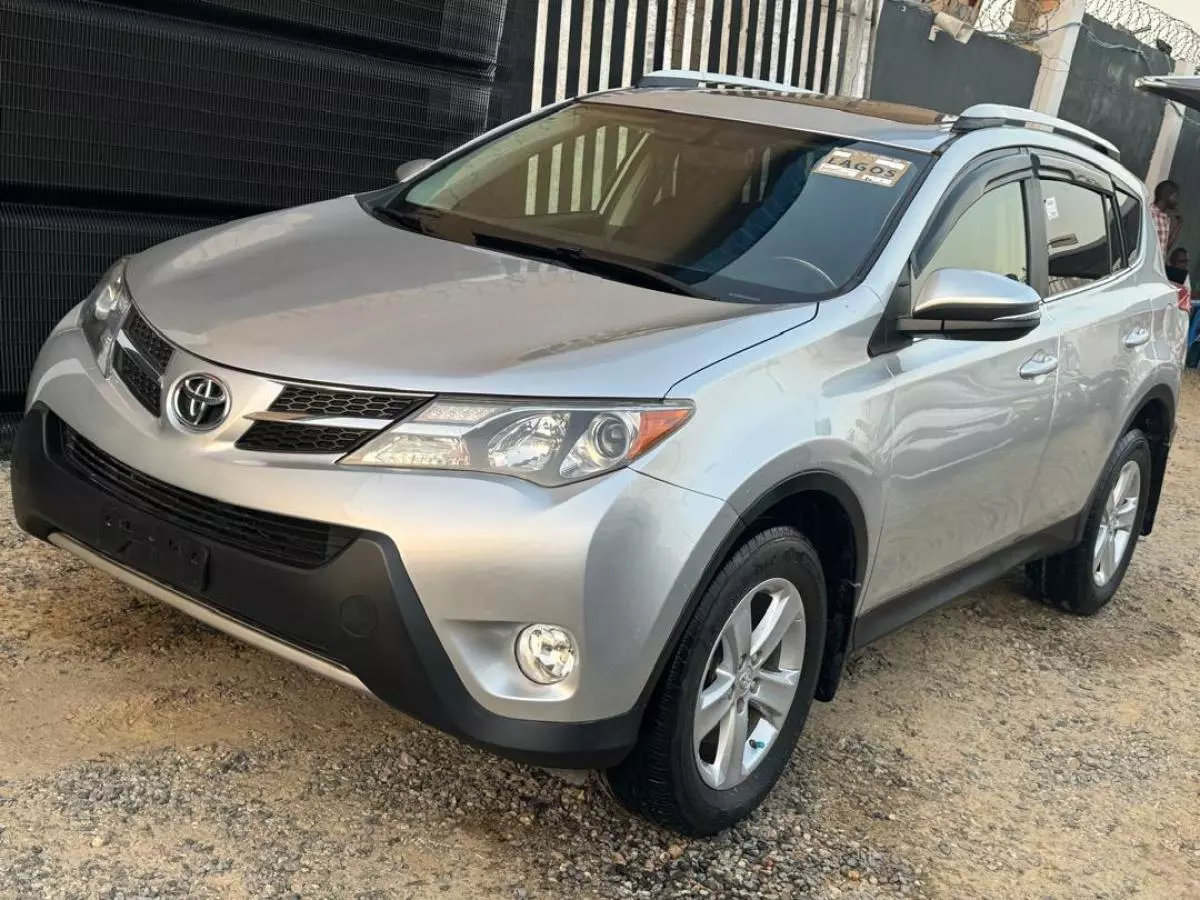 Toyota RAV 4   - 2013