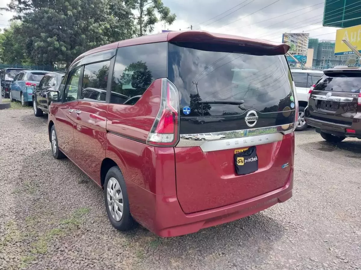 Nissan Serena Hybrid    - 2017