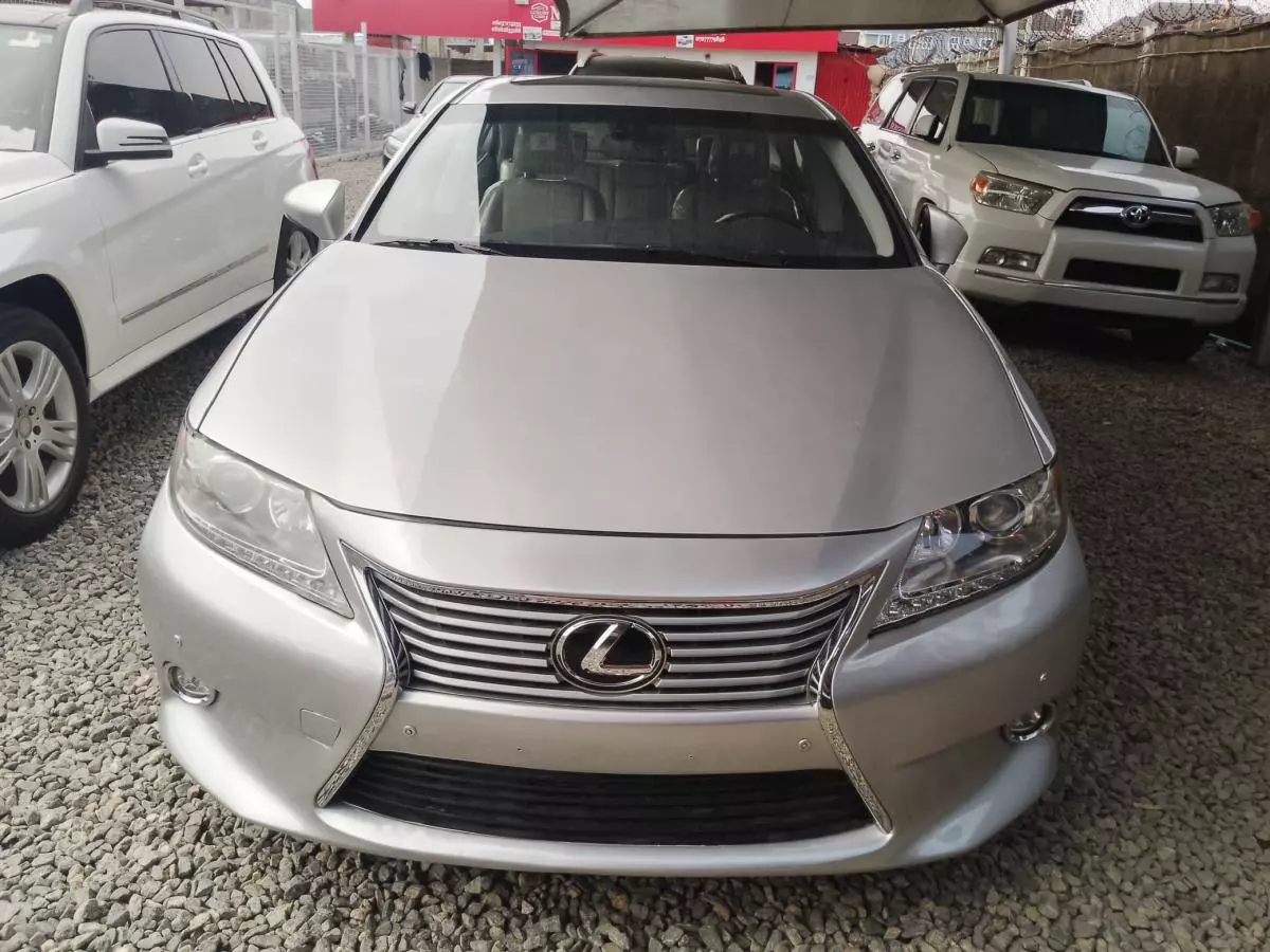 Lexus ES 350   - 2014