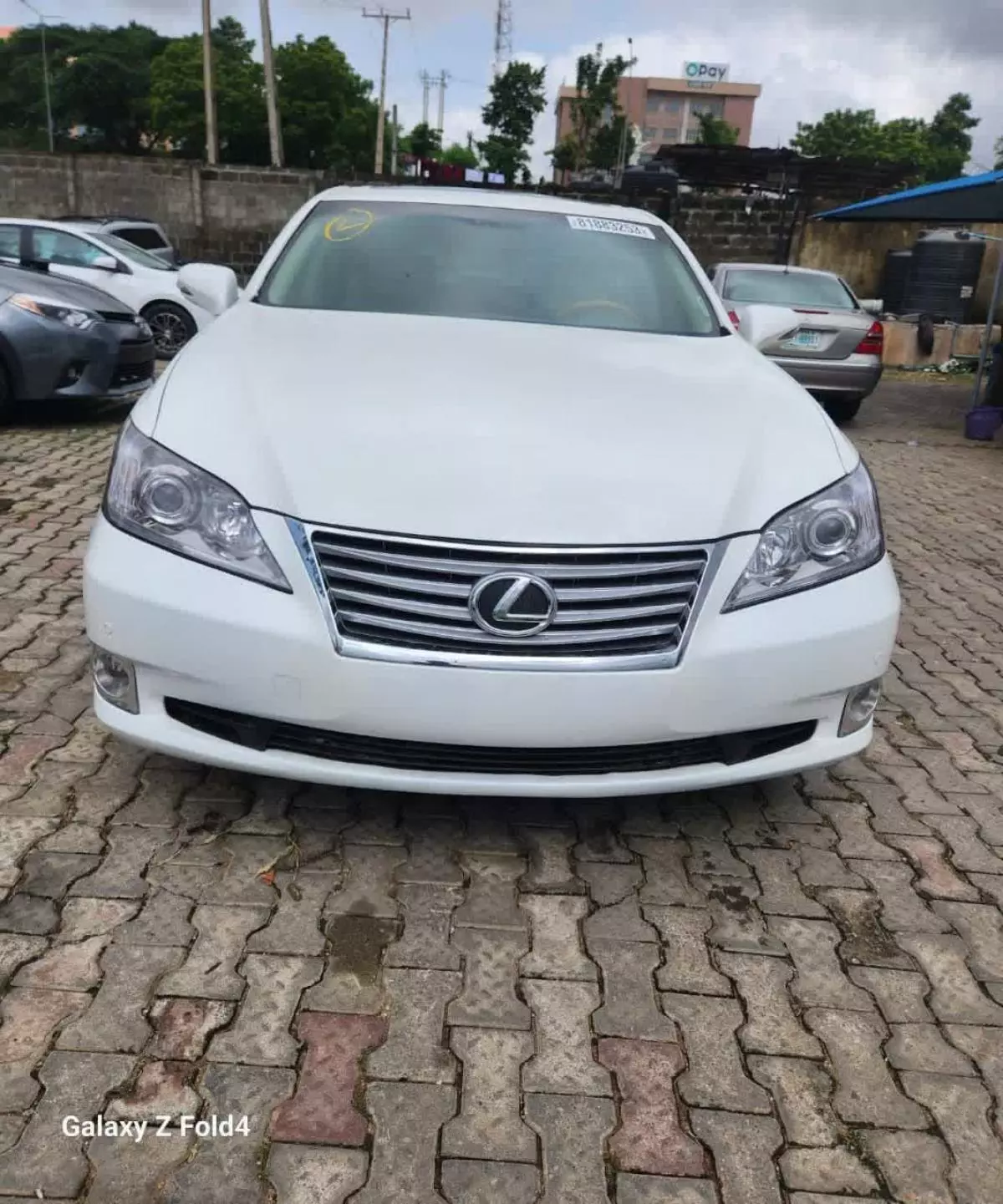 Lexus ES 350   - 2010