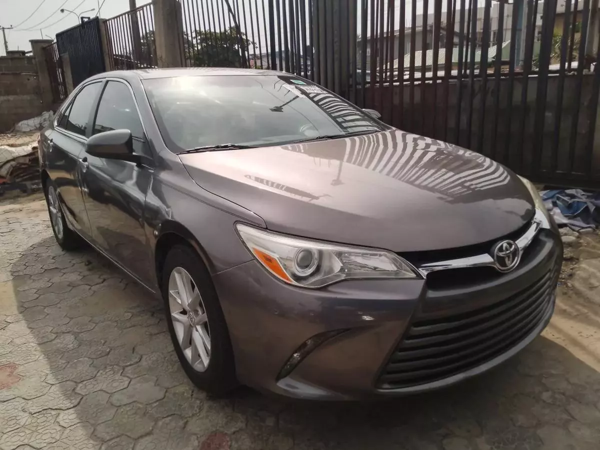 Toyota Camry   - 2017