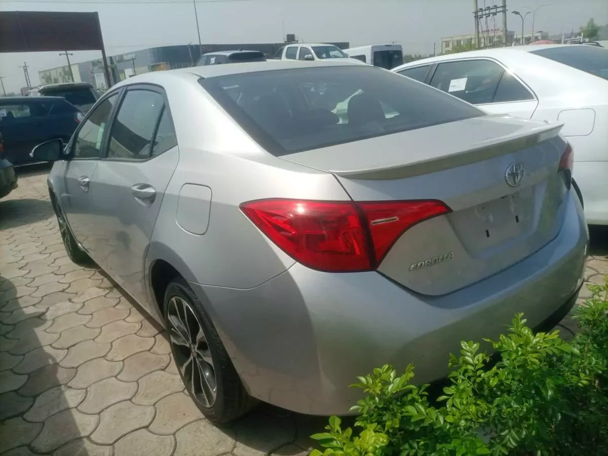 Toyota Corolla - 2019