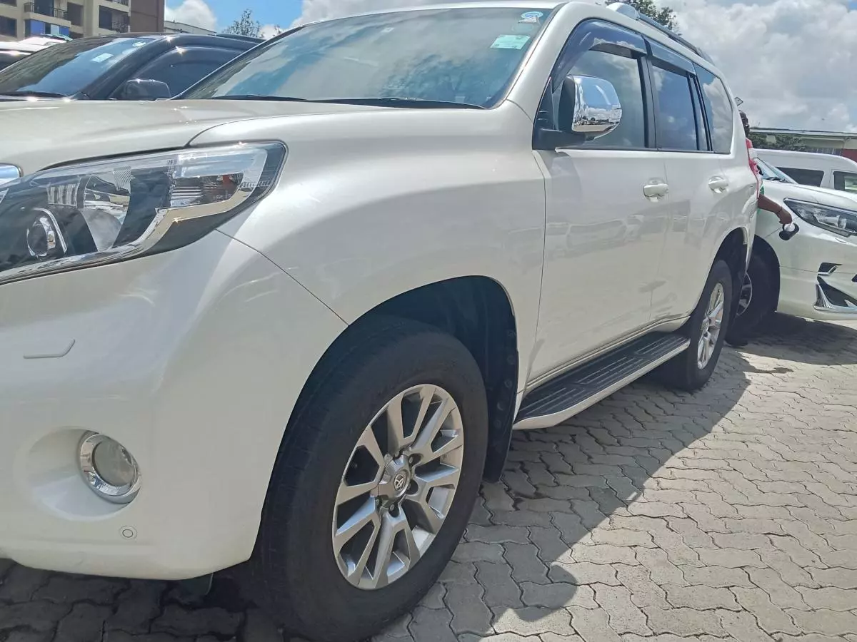 Toyota Landcruiser prado TX   - 2017