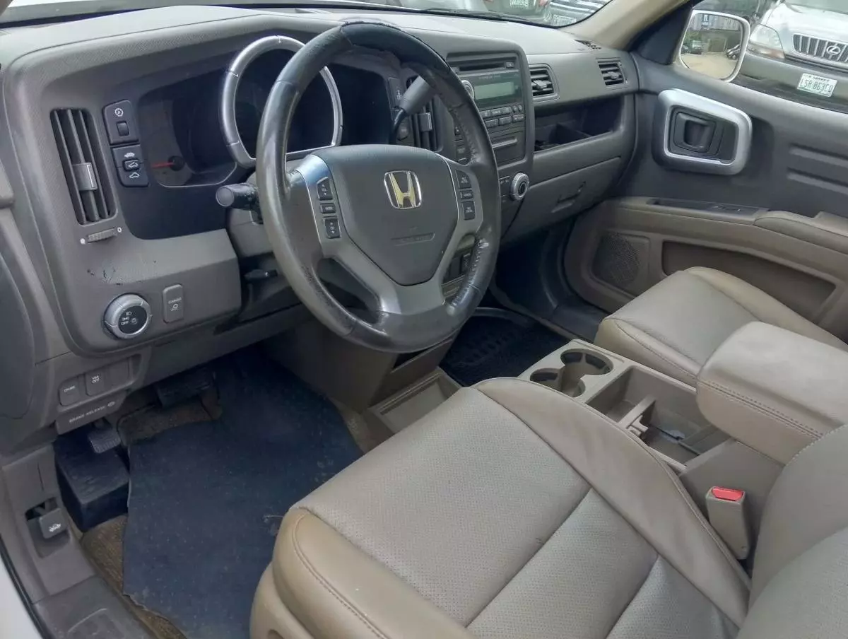 Honda Ridgeline   - 2008