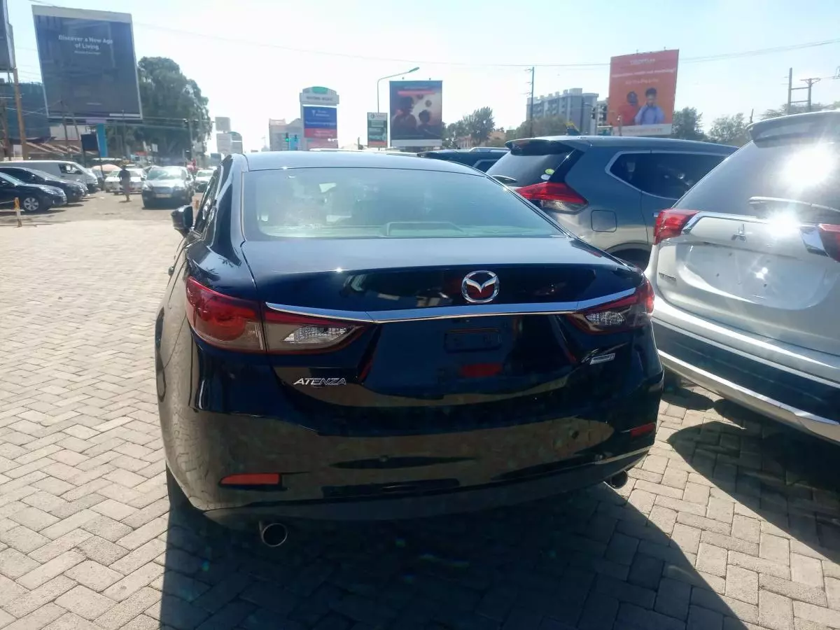 Mazda Atenza    - 2017