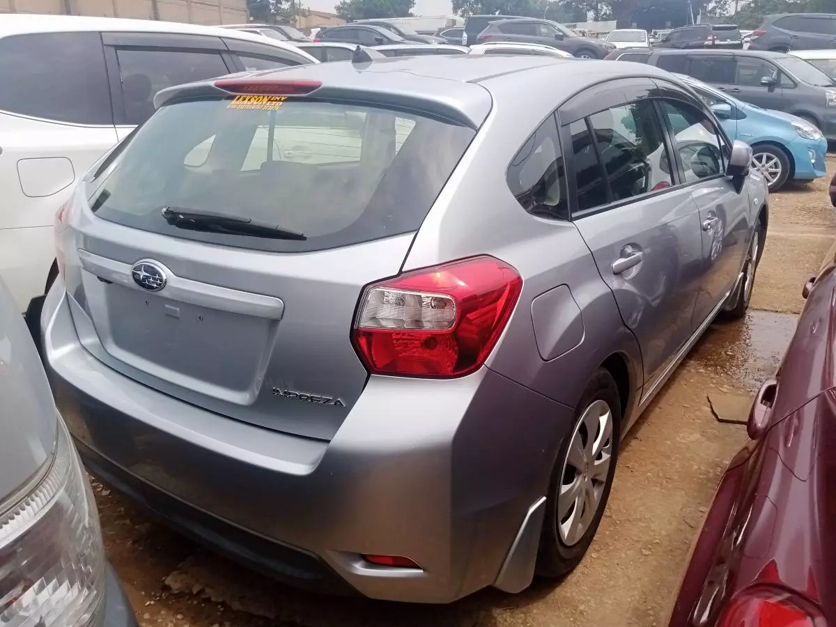 Subaru Impreza   - 2014