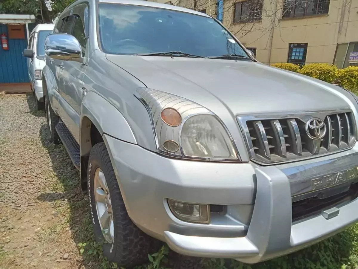 Toyota Prado   - 2005