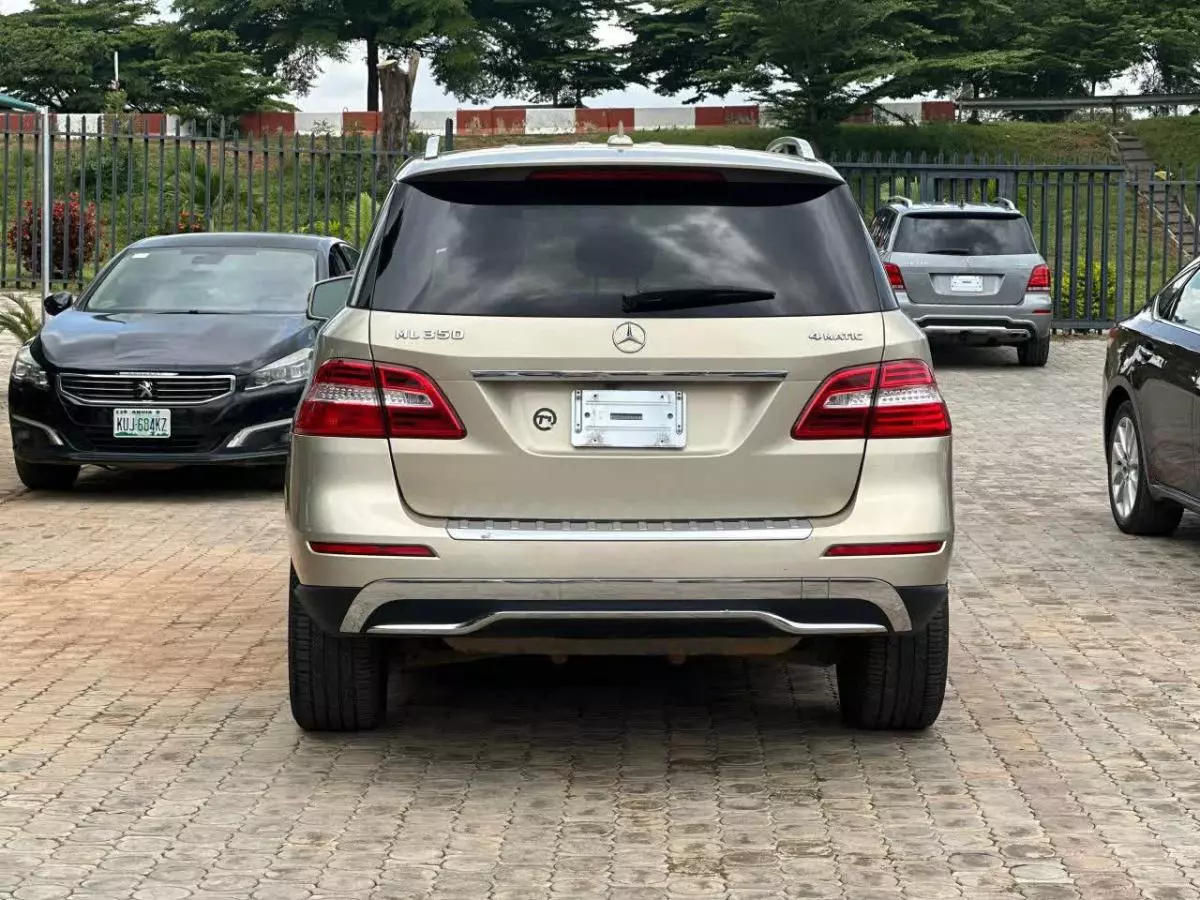 Mercedes-Benz ML 350   - 2013