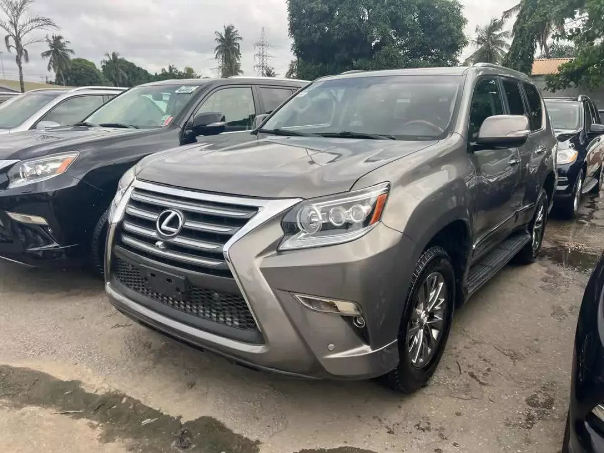 Lexus GX 460   - 2010