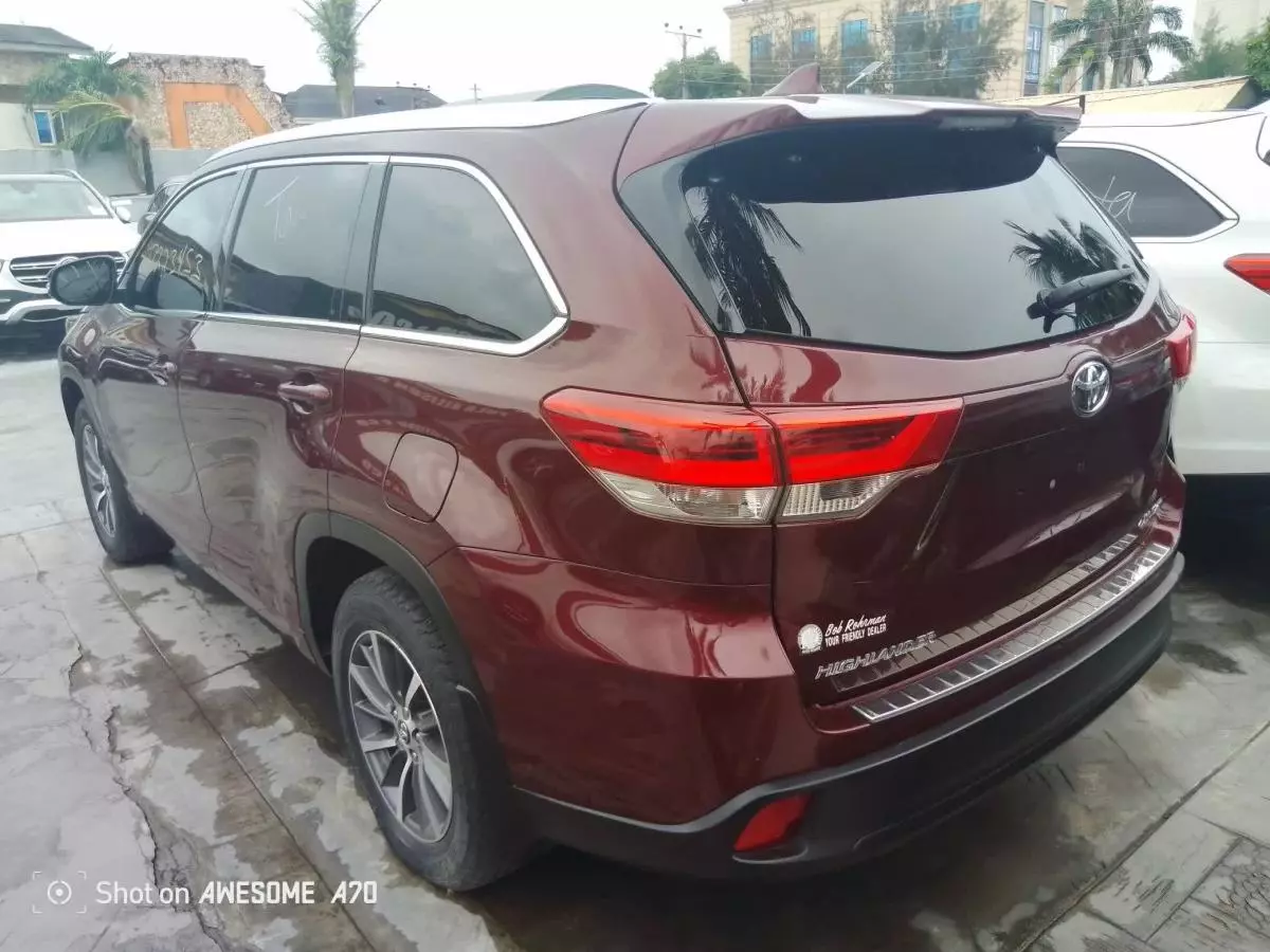 Toyota Highlander   - 2018