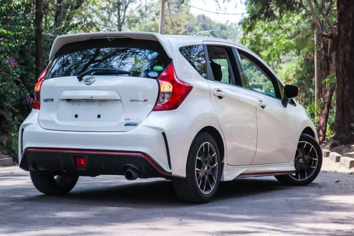 Nissan Note Nismo - 2015
