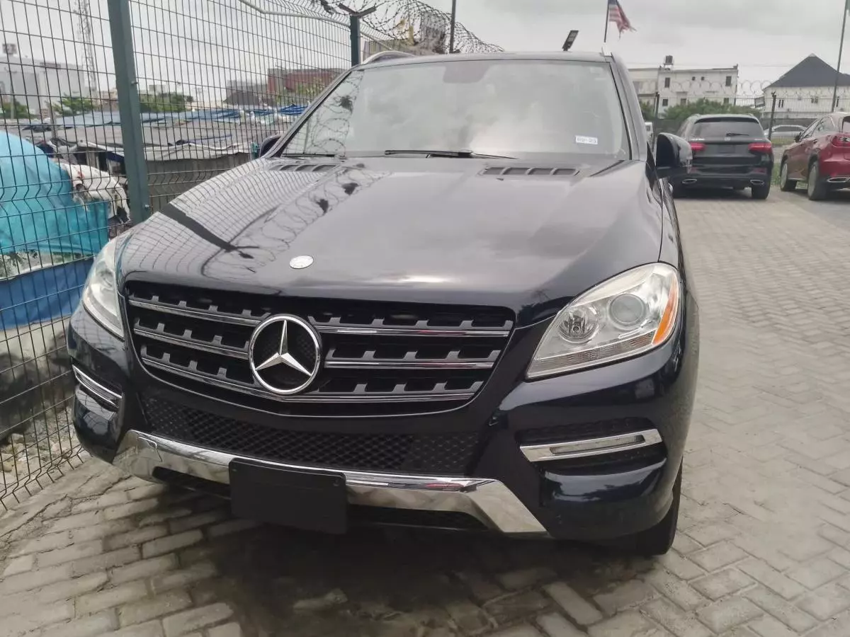 Mercedes-Benz ML 350   - 2012