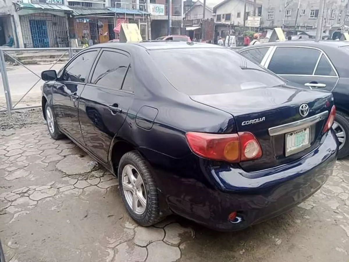 Toyota Corolla   - 2008