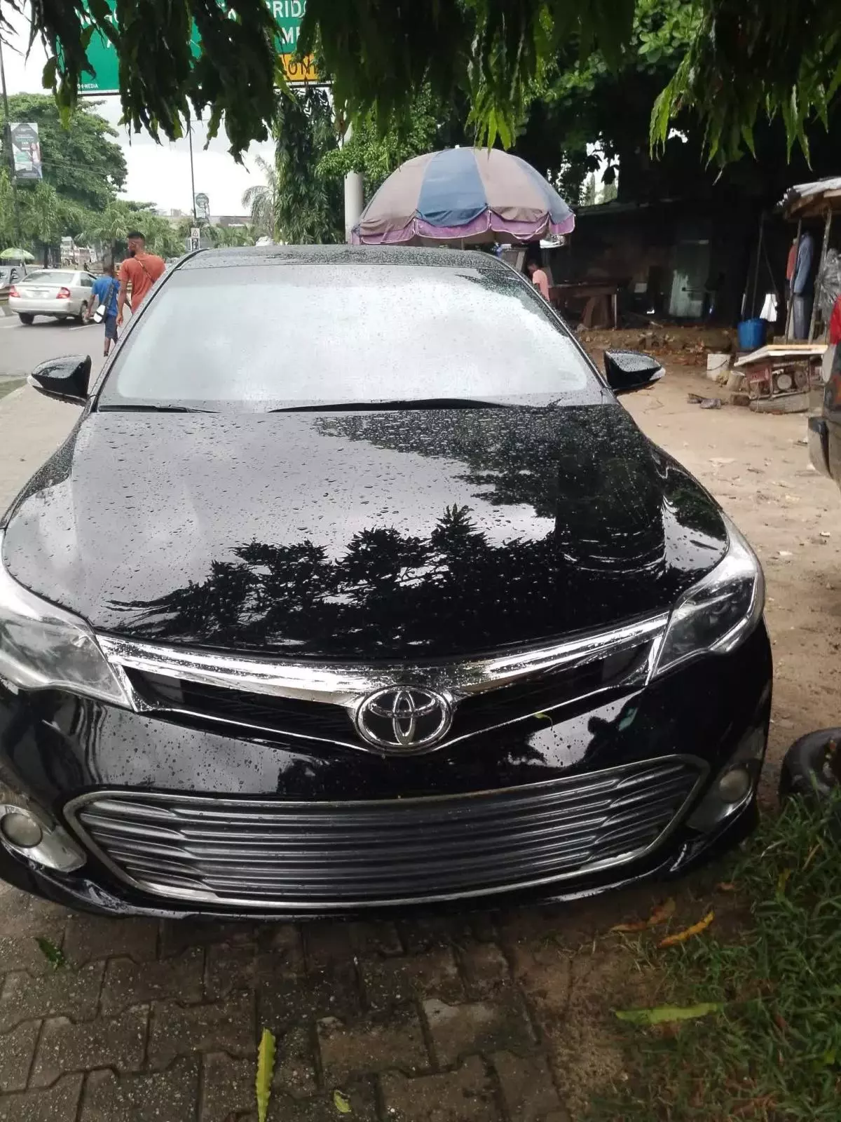 Toyota Avalon   - 2014