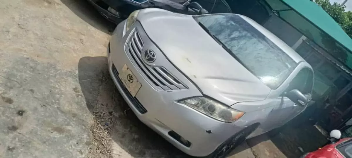 Toyota Camry   - 2007