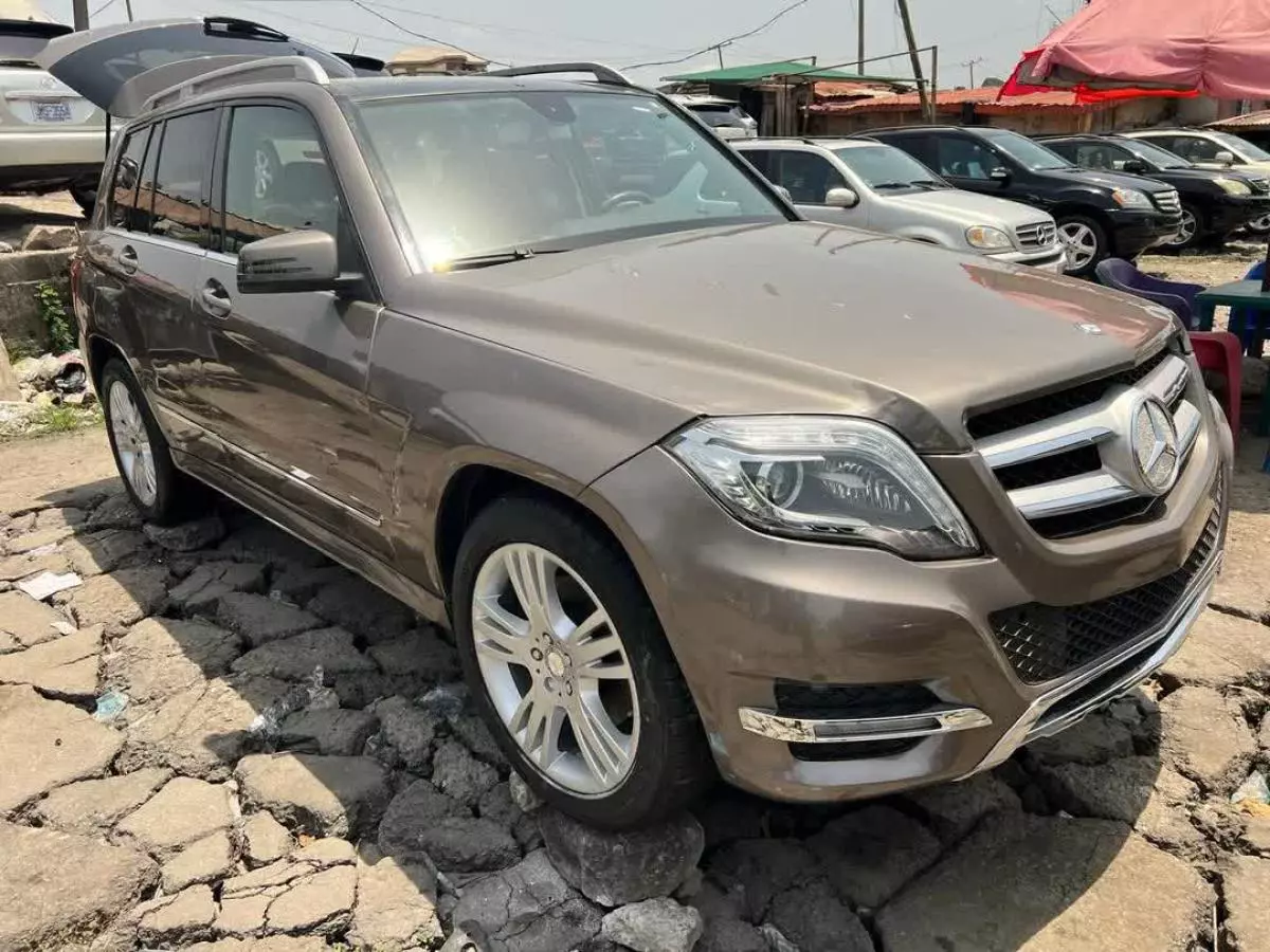 Mercedes-Benz GLK 350   - 2013