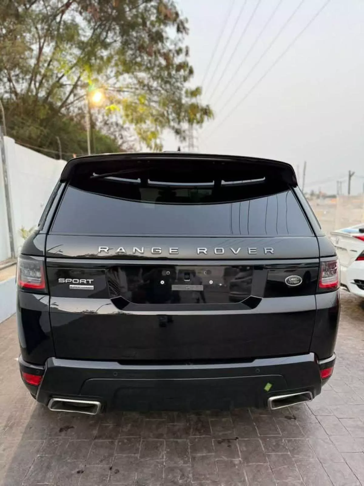 Land Rover Range Rover Vogue   - 2019