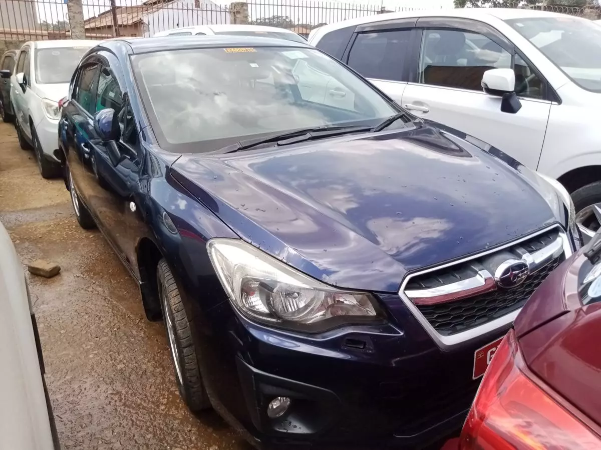 Subaru Impreza   - 2013