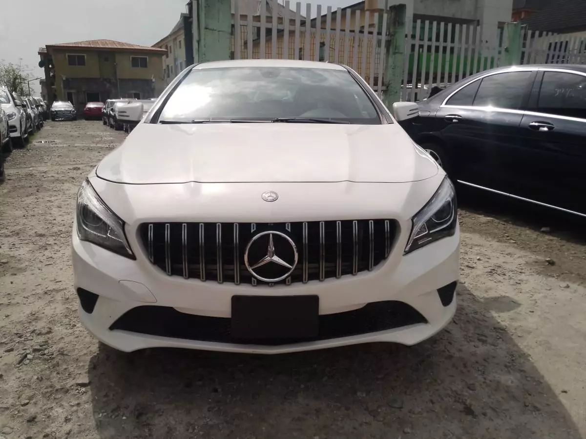 Mercedes-Benz CLA 250   - 2014