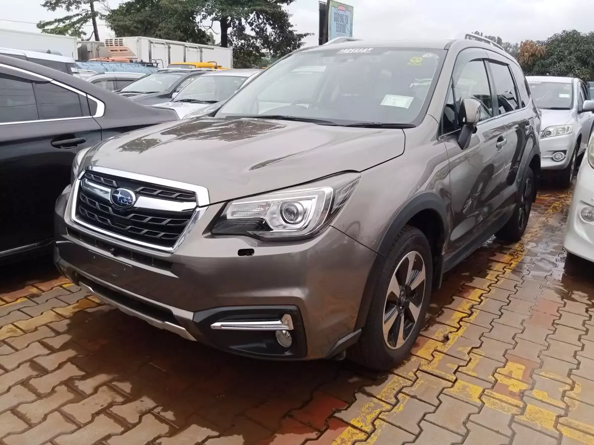 Subaru Forester   - 2015