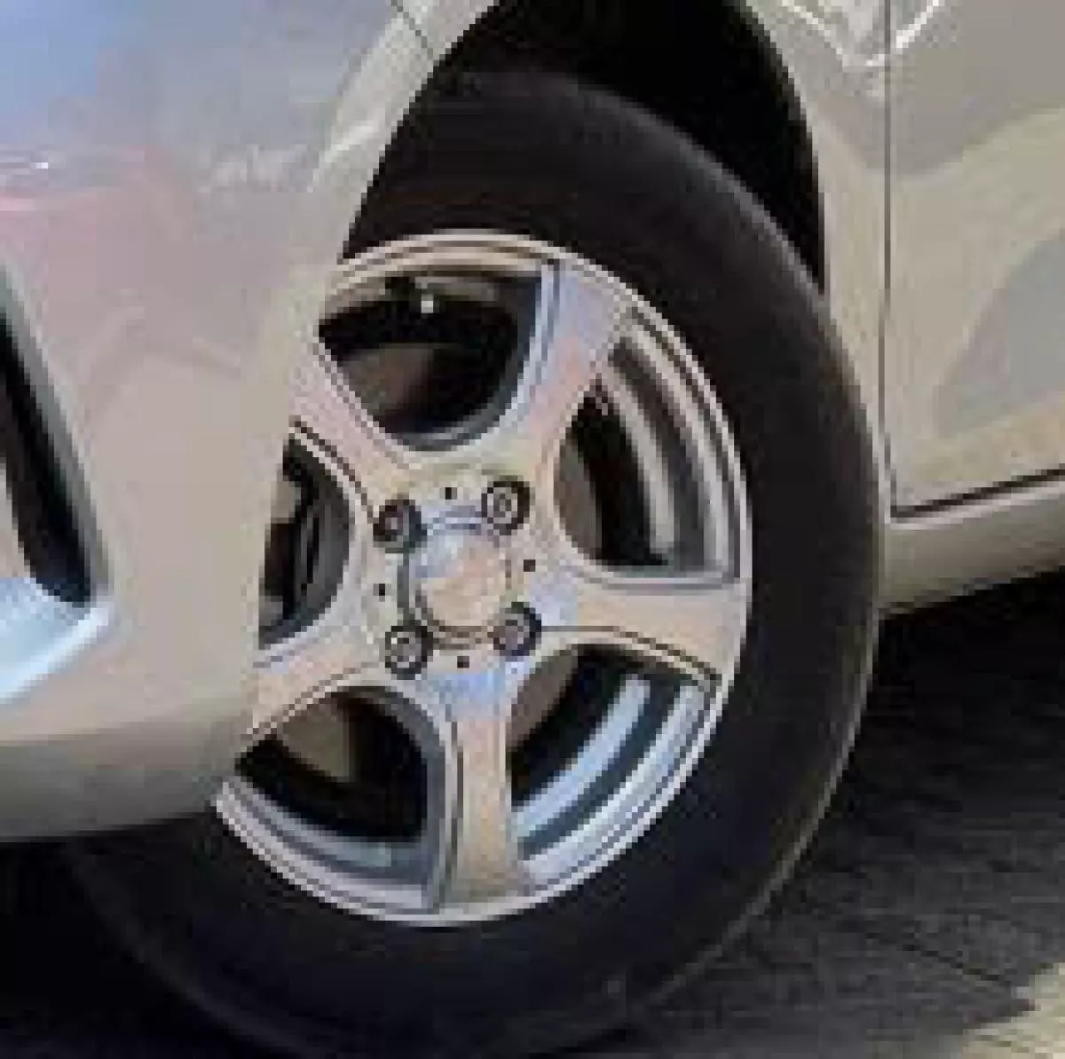 Toyota Vitz - 2015
