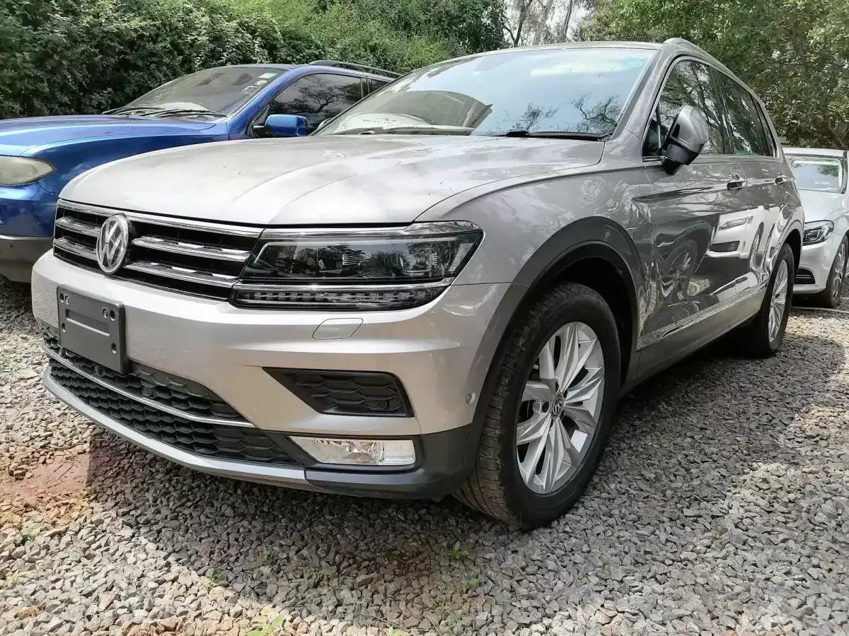 Volkswagen Tiguan - 2017