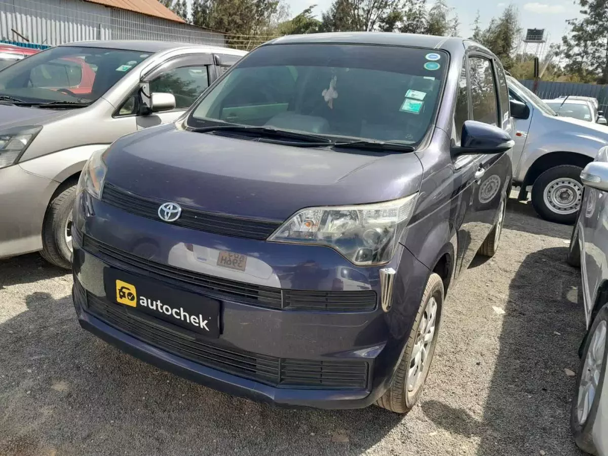 Toyota Spade  - 2014