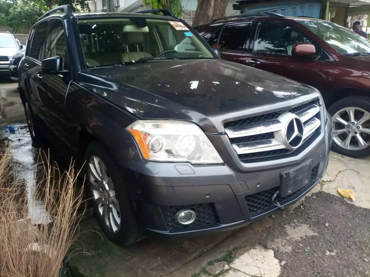 Mercedes-Benz GLK 350 - 2010