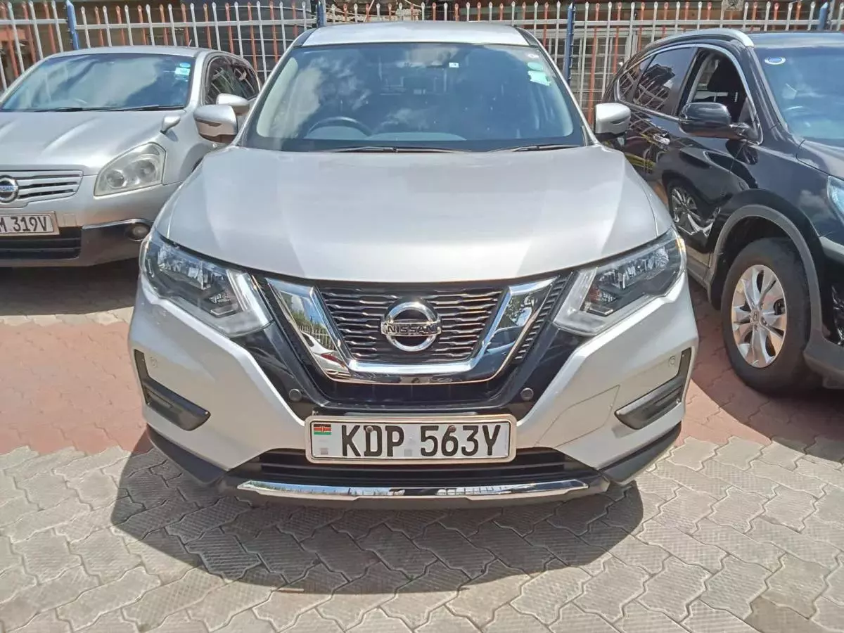 Nissan EXTRAIL HYBRID   - 2018