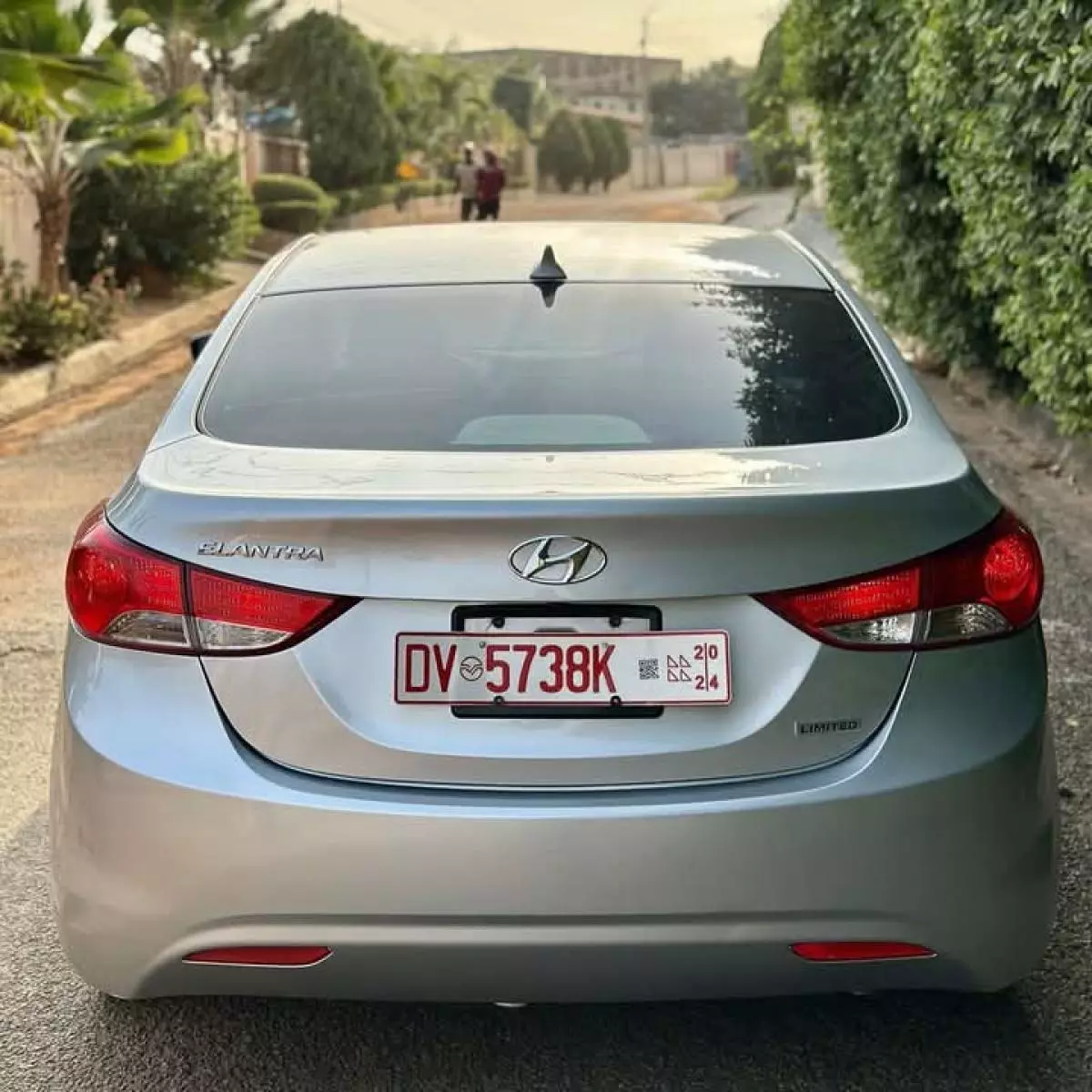 Hyundai Elantra   - 2014