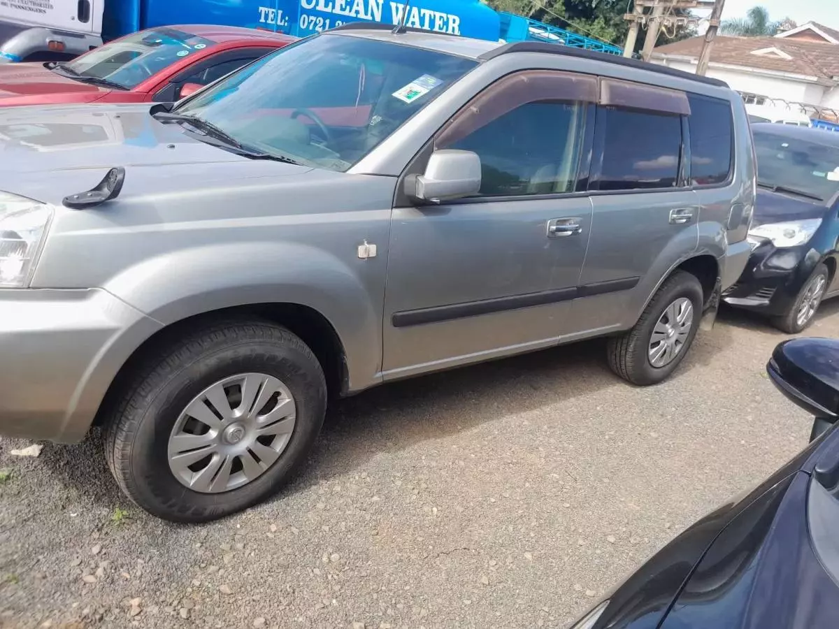 Nissan X-Trail   - 2006