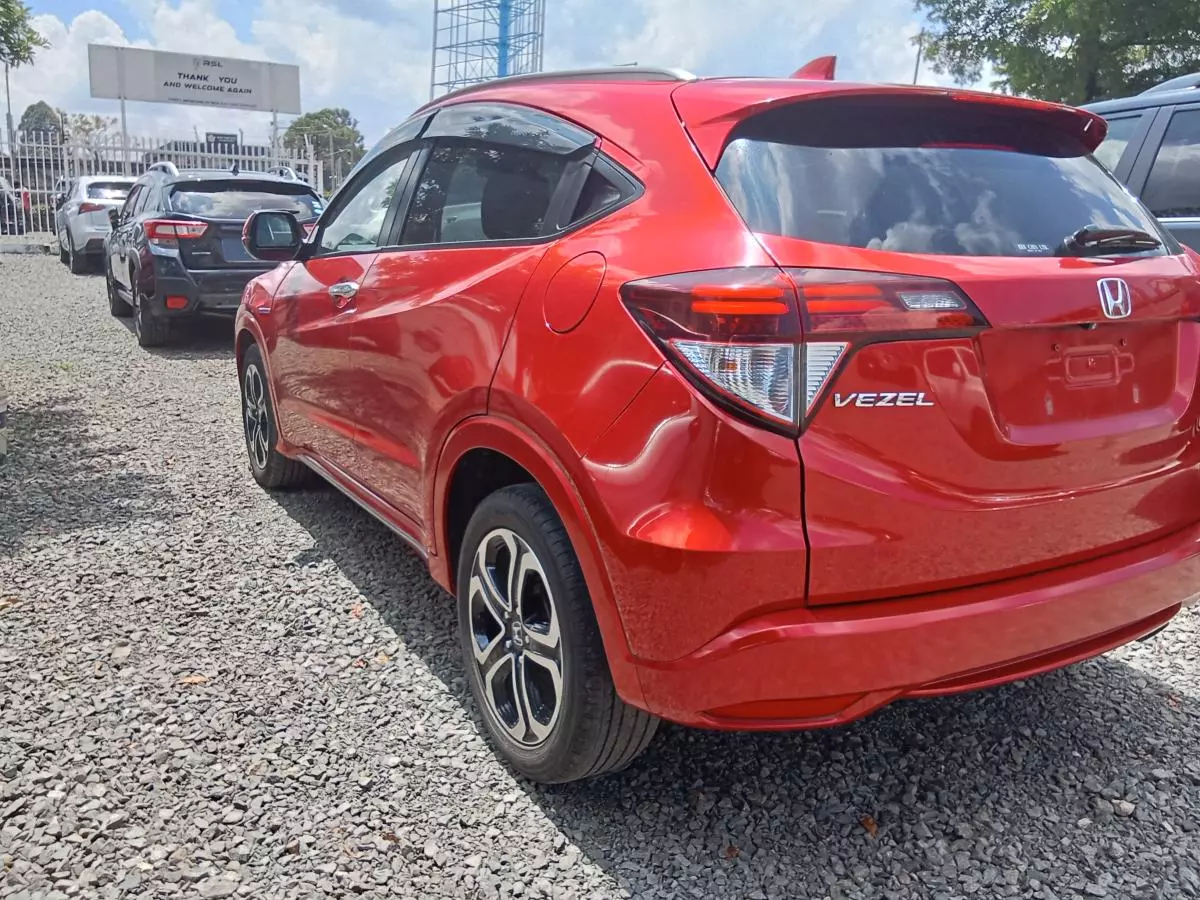 Honda Vezel Hybrid   - 2016