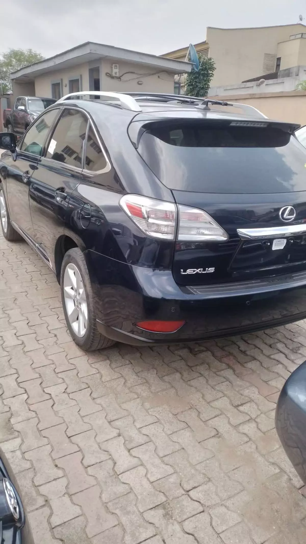 Lexus RX 350   - 2010