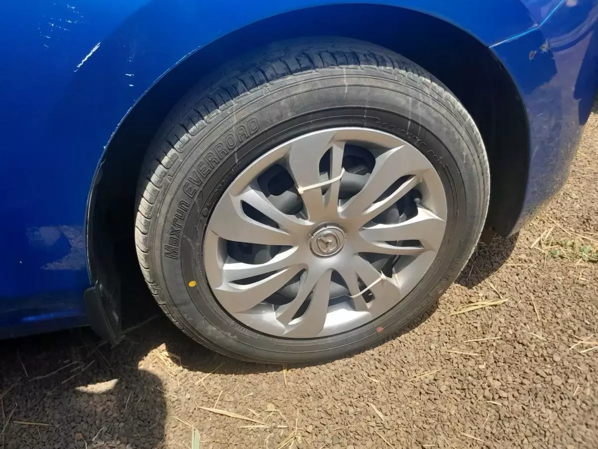 Mazda Demio - 2015
