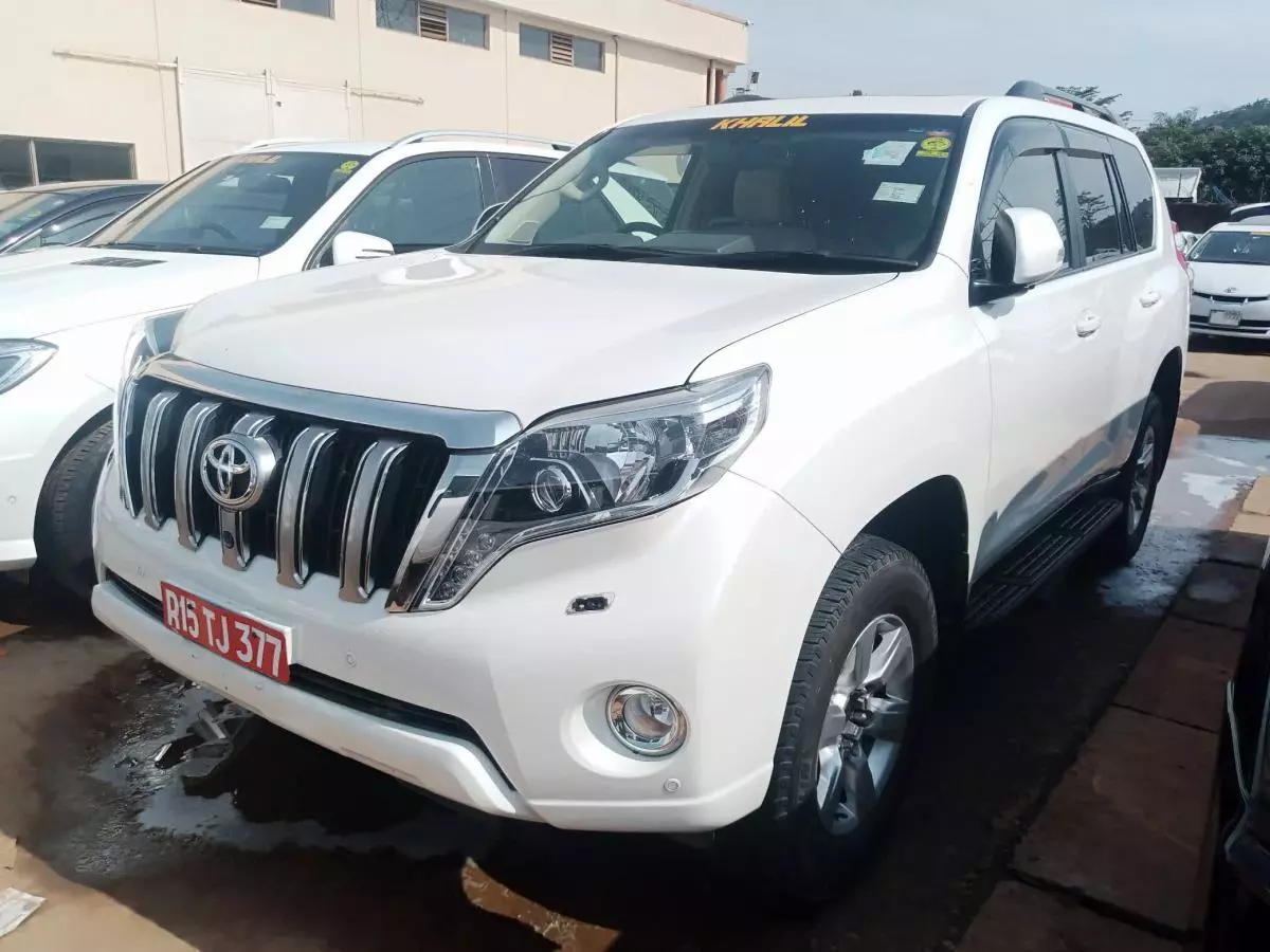 Toyota Landcruiser Prado - 2014