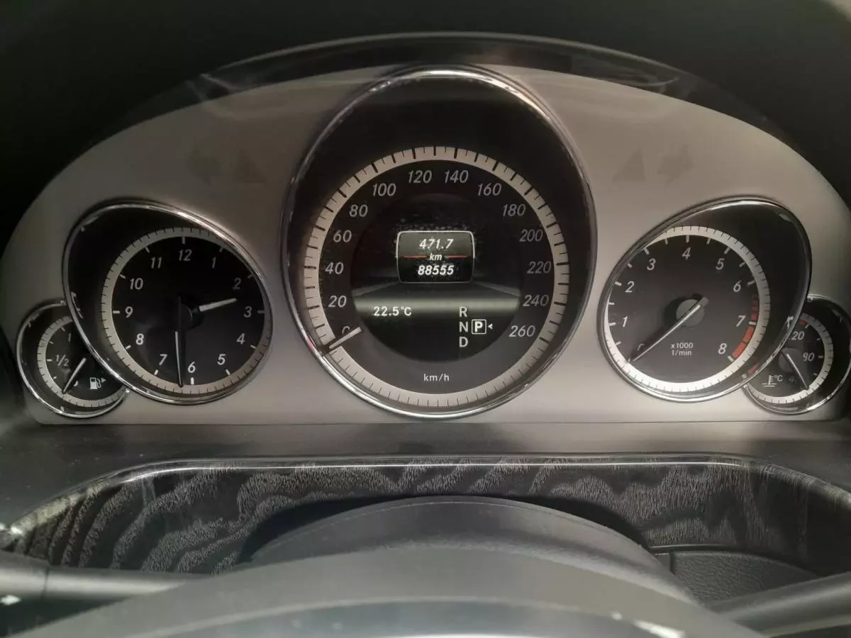 Mercedes-Benz C 200 - 2011
