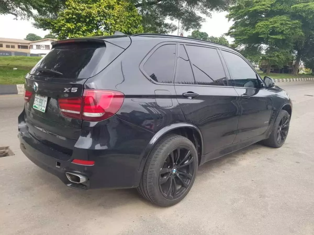 BMW X5   - 2015