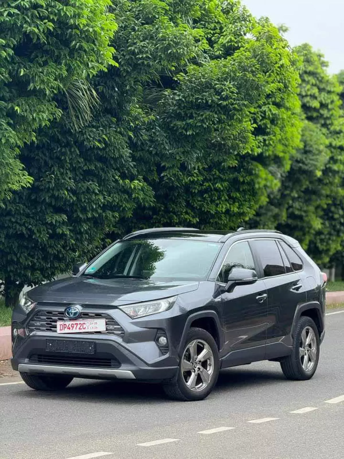 Toyota RAV 4   - 2019