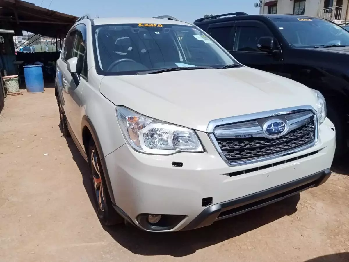 Subaru Forester   - 2015