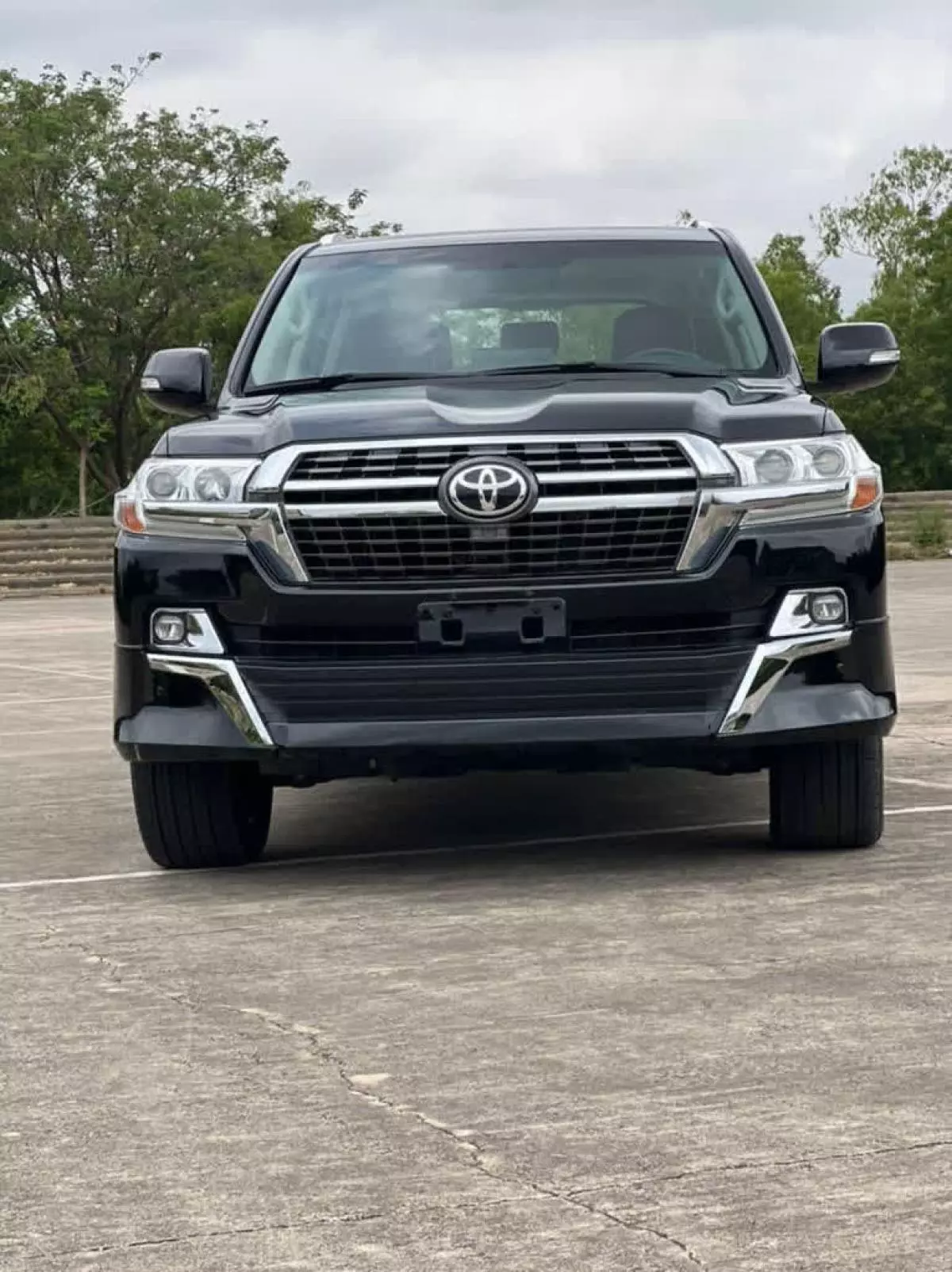 Toyota LAND CRUISER VGX - 2021