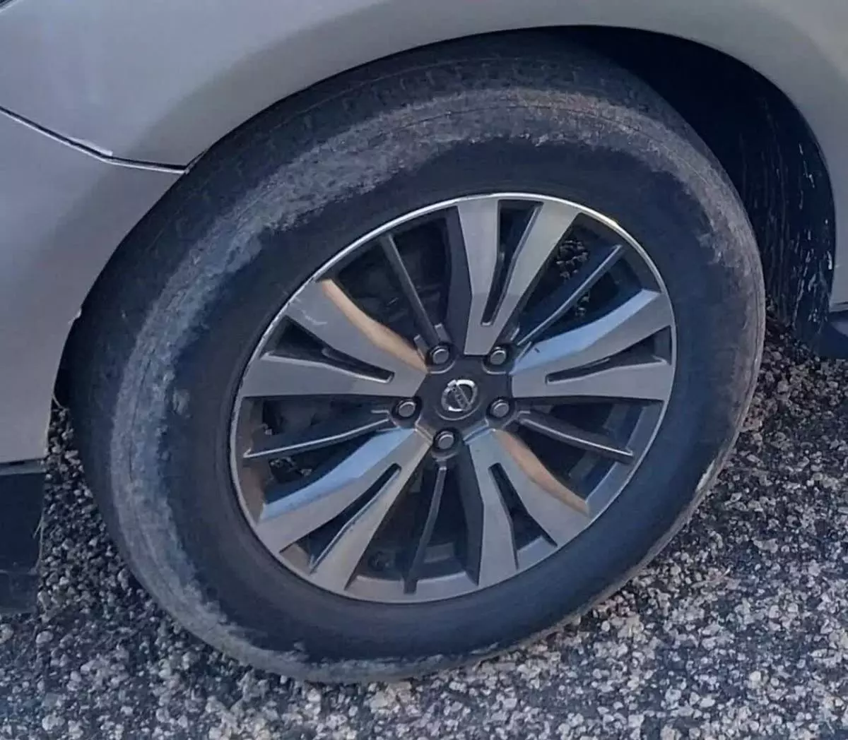 Nissan Pathfinder - 2017