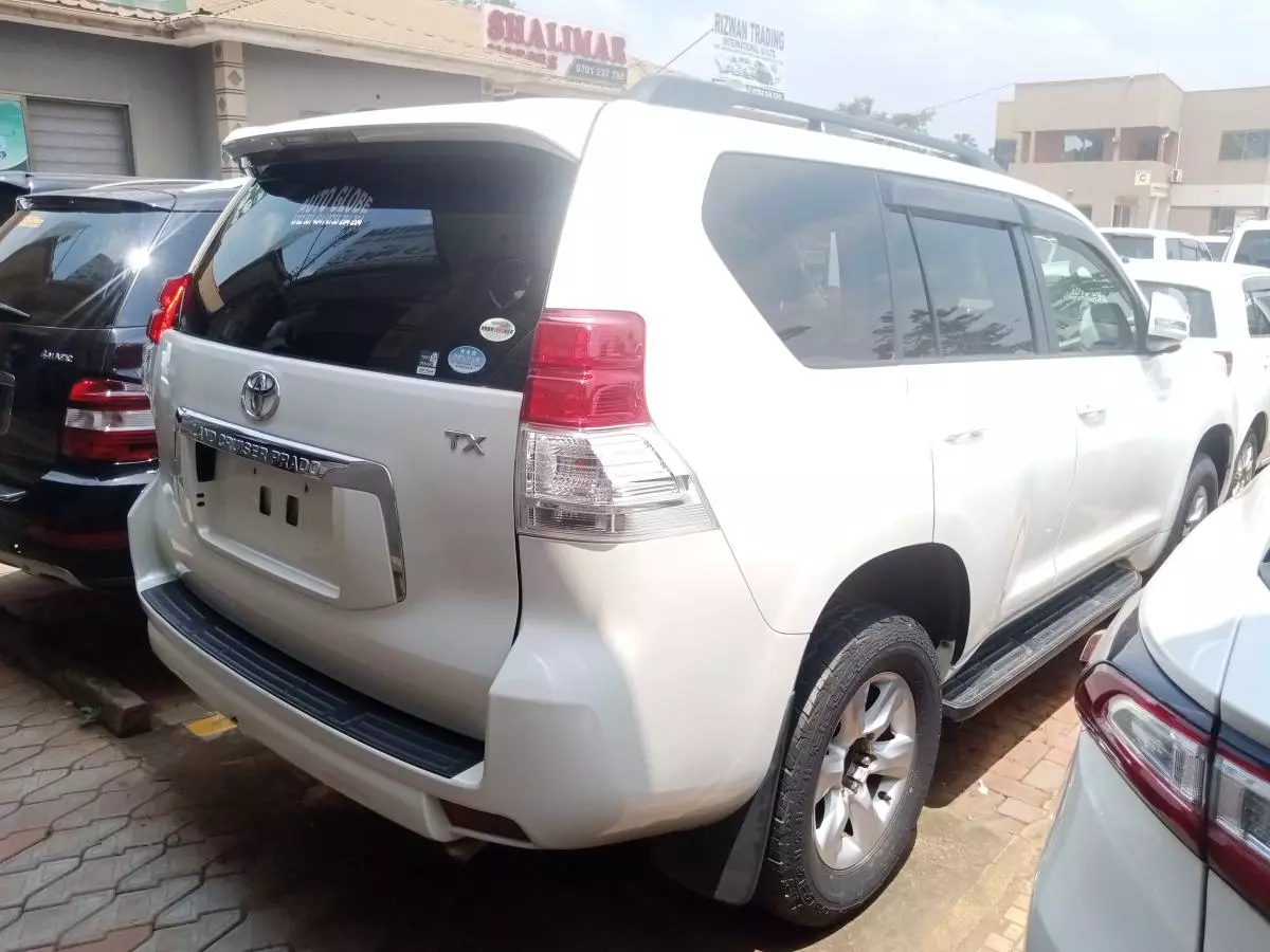 Toyota Landcruiser Prado   - 2018