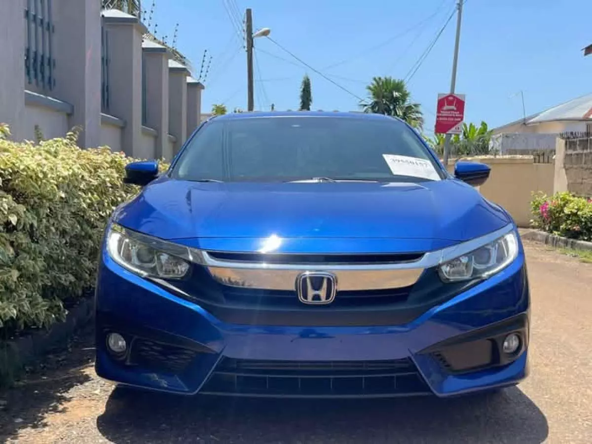 Honda Civic   - 2017